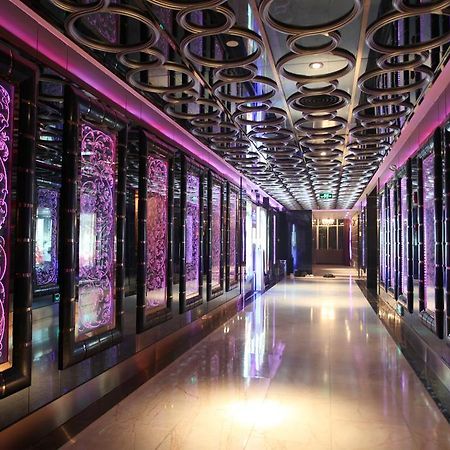 Mandarin Hotel Guangzhou Bagian luar foto