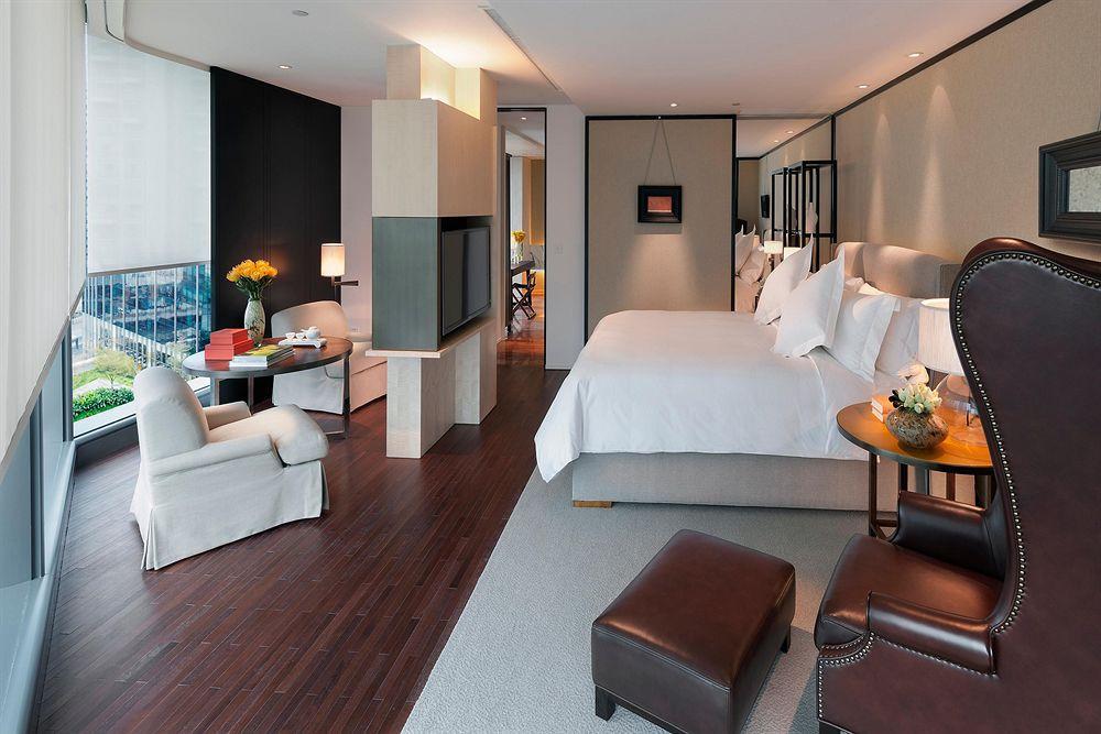 Mandarin Hotel Guangzhou Bagian luar foto