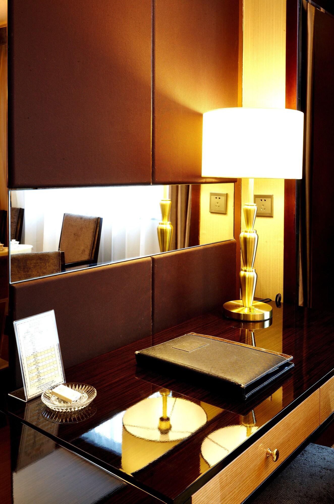 Mandarin Hotel Guangzhou Bagian luar foto