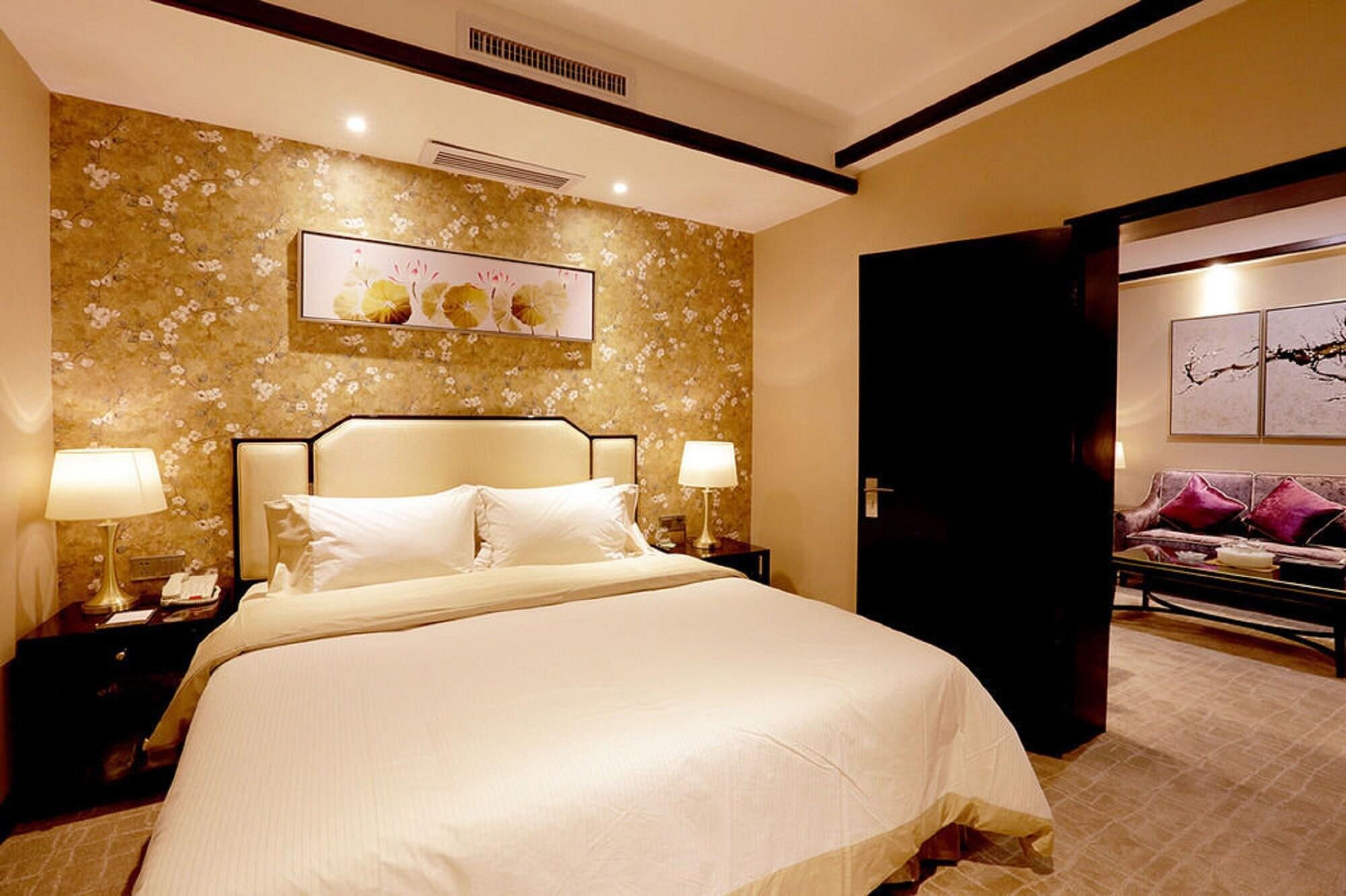 Mandarin Hotel Guangzhou Bagian luar foto