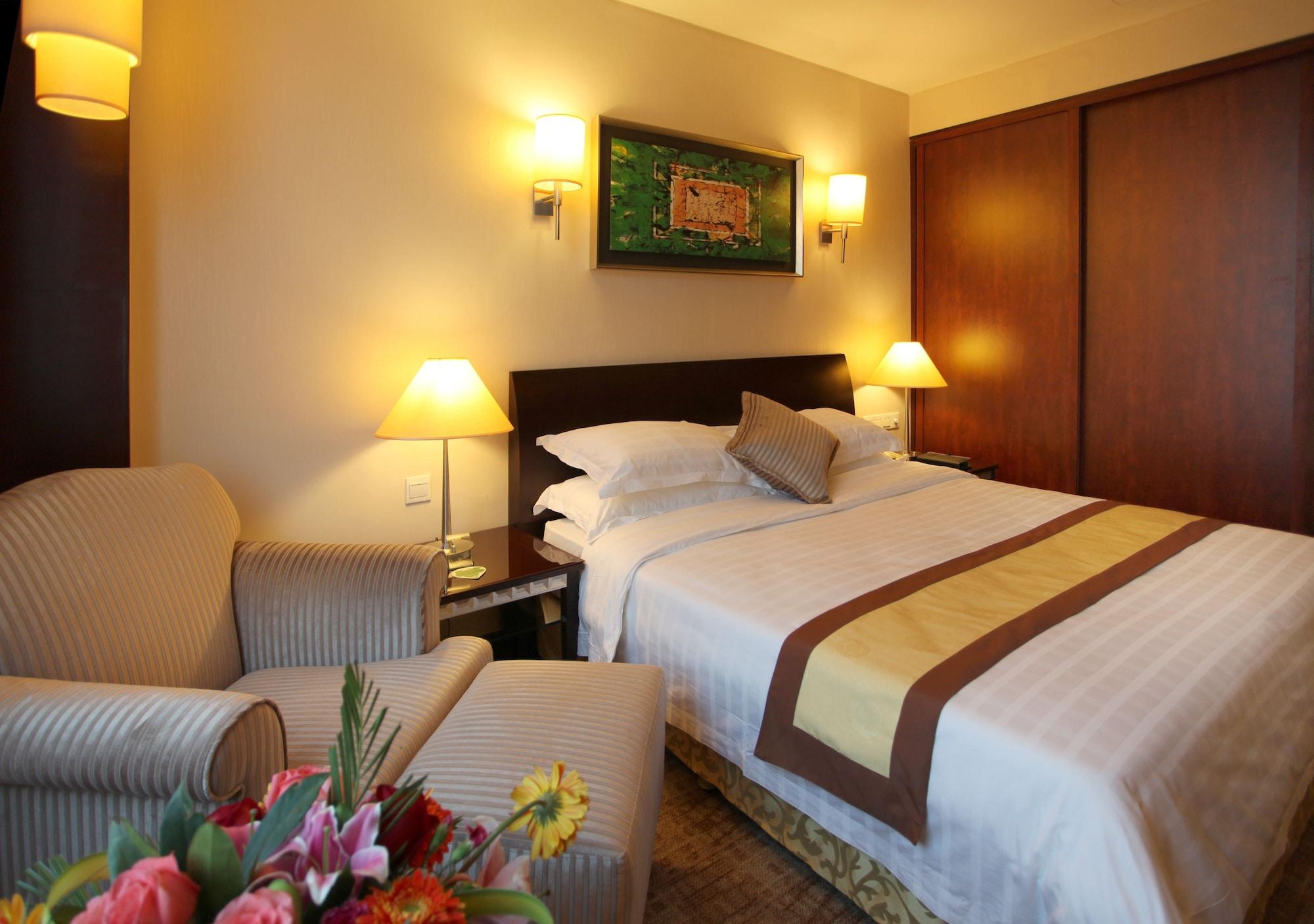 Mandarin Hotel Guangzhou Bagian luar foto