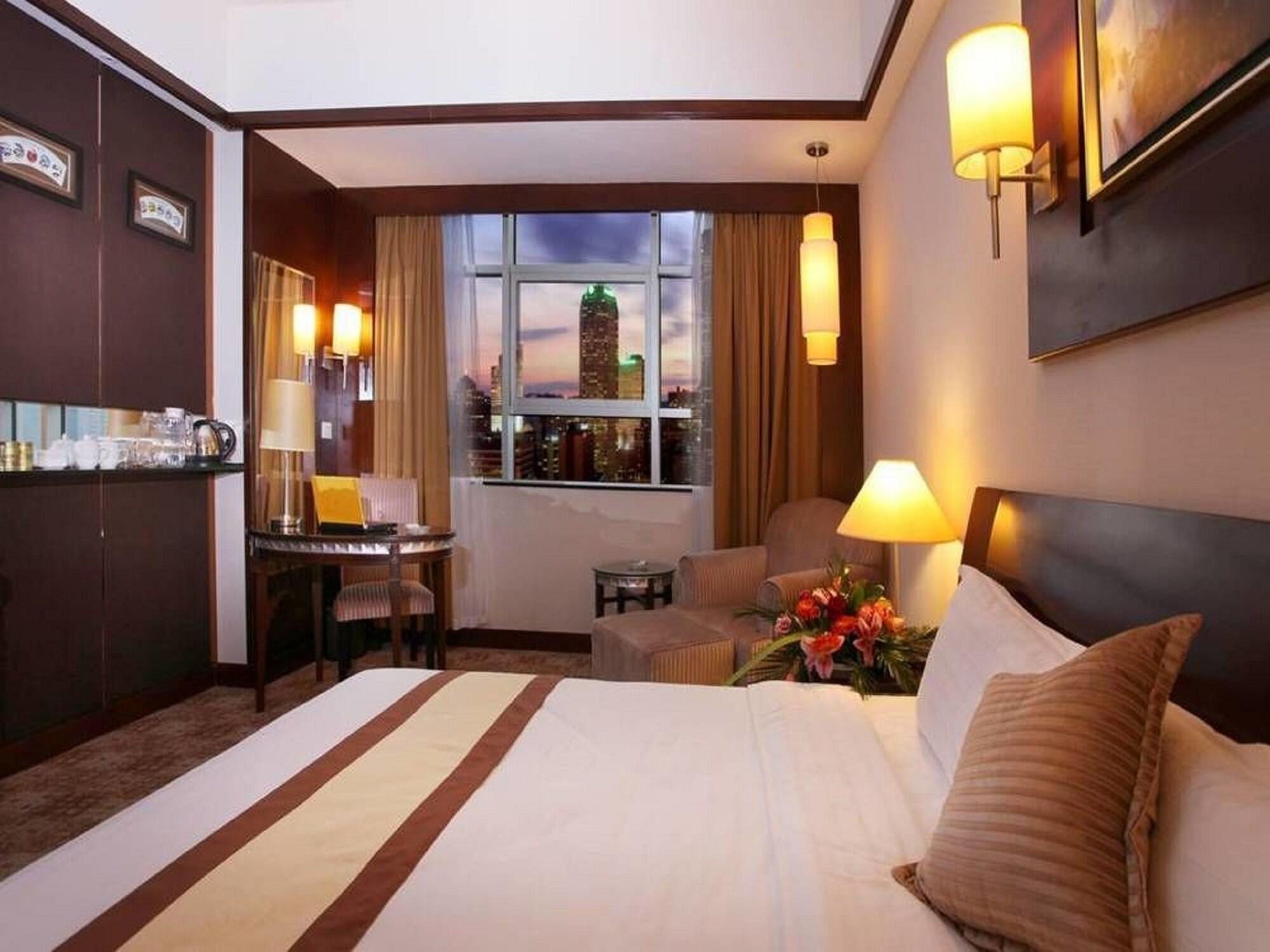 Mandarin Hotel Guangzhou Bagian luar foto