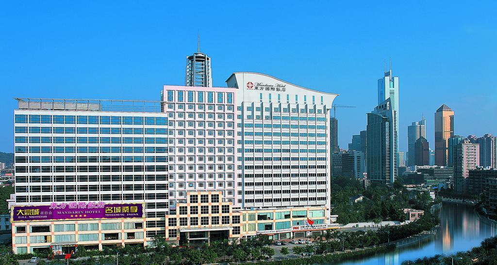 Mandarin Hotel Guangzhou Bagian luar foto