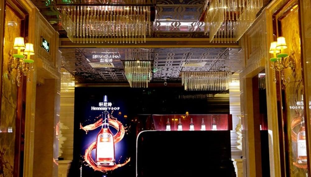 Mandarin Hotel Guangzhou Bagian luar foto