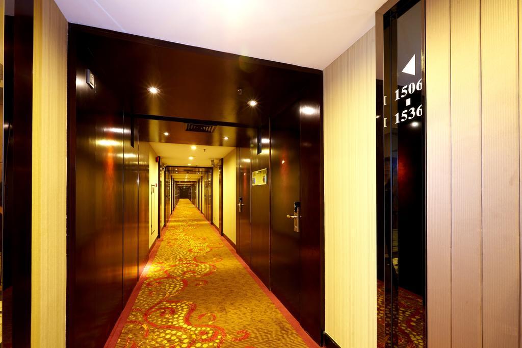 Mandarin Hotel Guangzhou Bagian luar foto