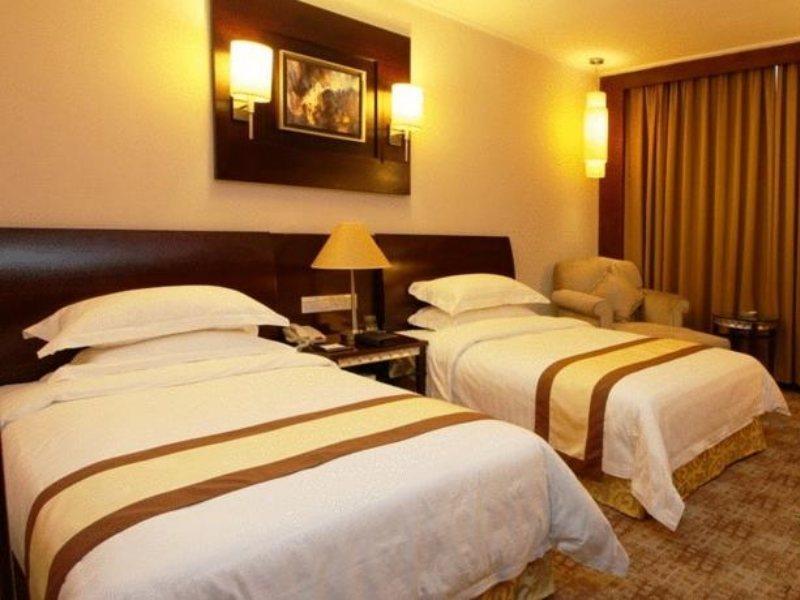 Mandarin Hotel Guangzhou Bagian luar foto