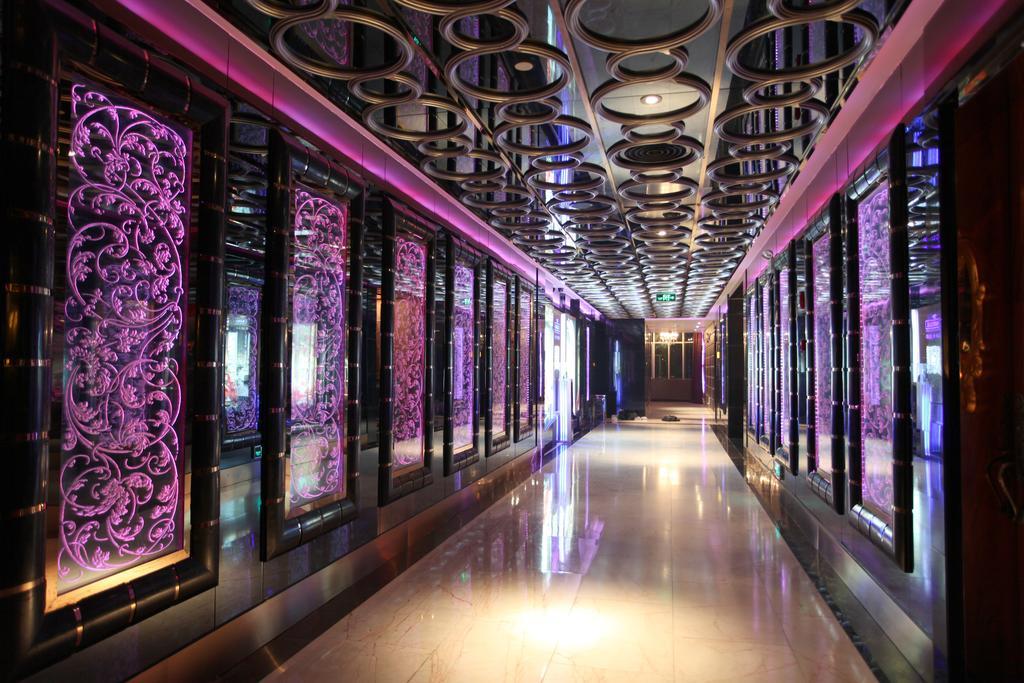 Mandarin Hotel Guangzhou Bagian luar foto